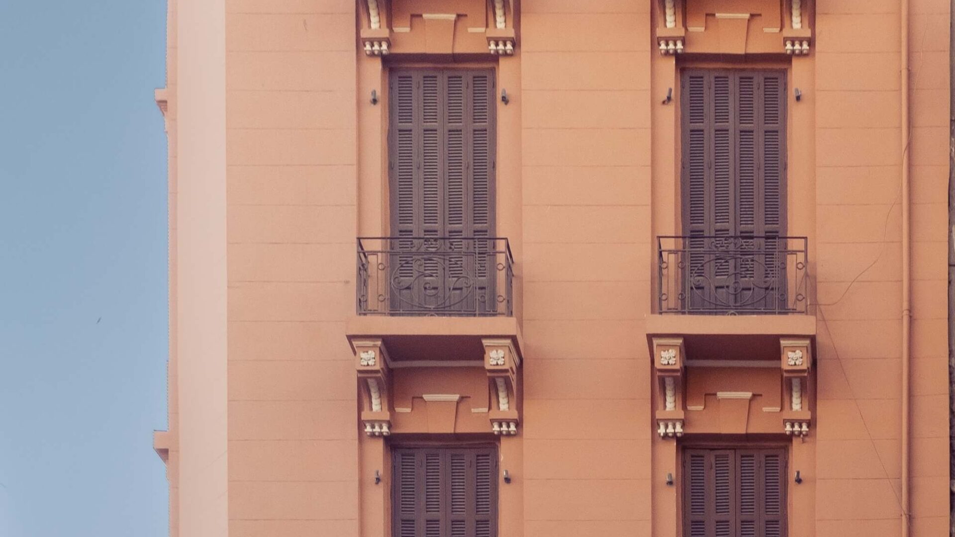 Al Ismaelia - Landmarks - DEC25 - 22 Farida - Split Hero - 1